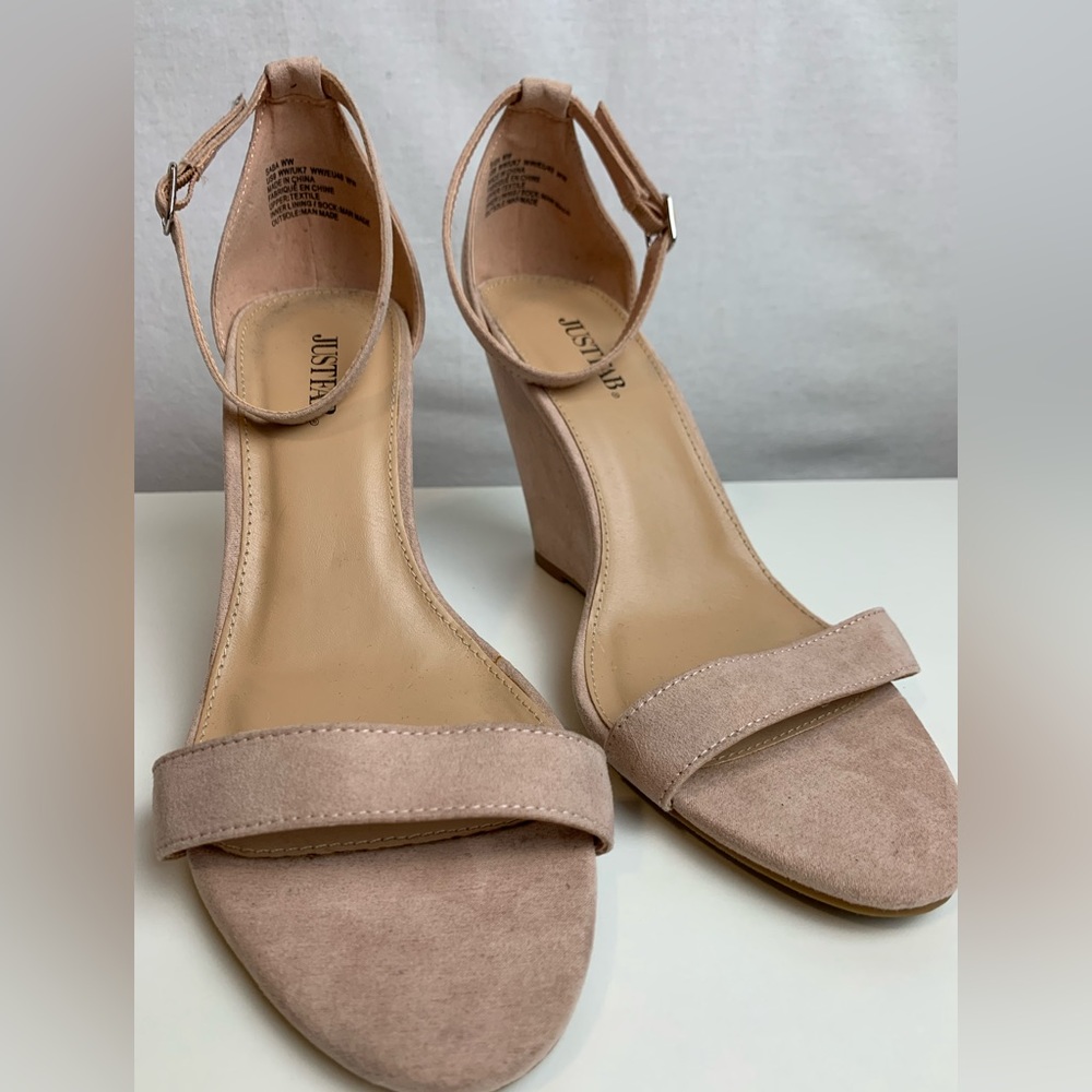 Never used. Suede pink wedges. Size 9.